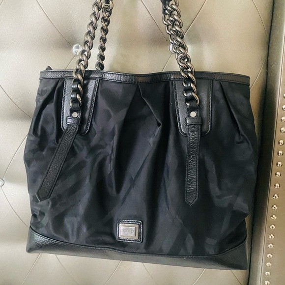 BURBERRY Black Leather & Synthetic Chain Large Tote Shoulder Bag - Picture 2 of 12